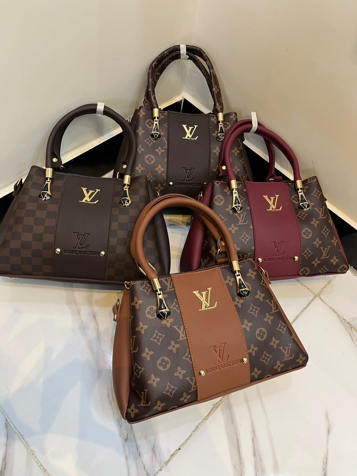 LV Handbag 👜