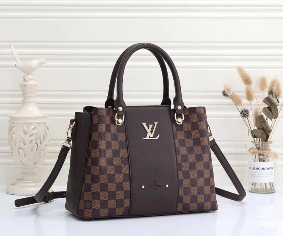 LV Handbag 👜