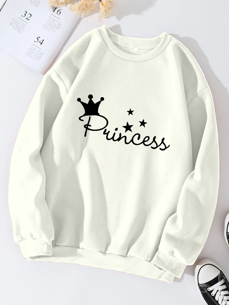 ALHUMDULILLAH ❤️  *Girls Winter SweatShirt* 😍  Fabric: *Fleece* 👍🏻 1