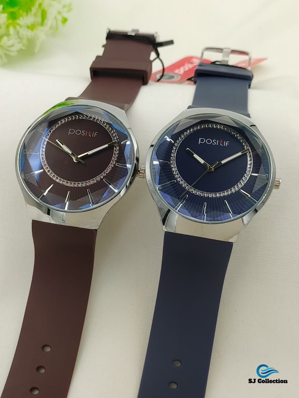 *Highlights*  Premium quality positive Quartz watch. Couple watch