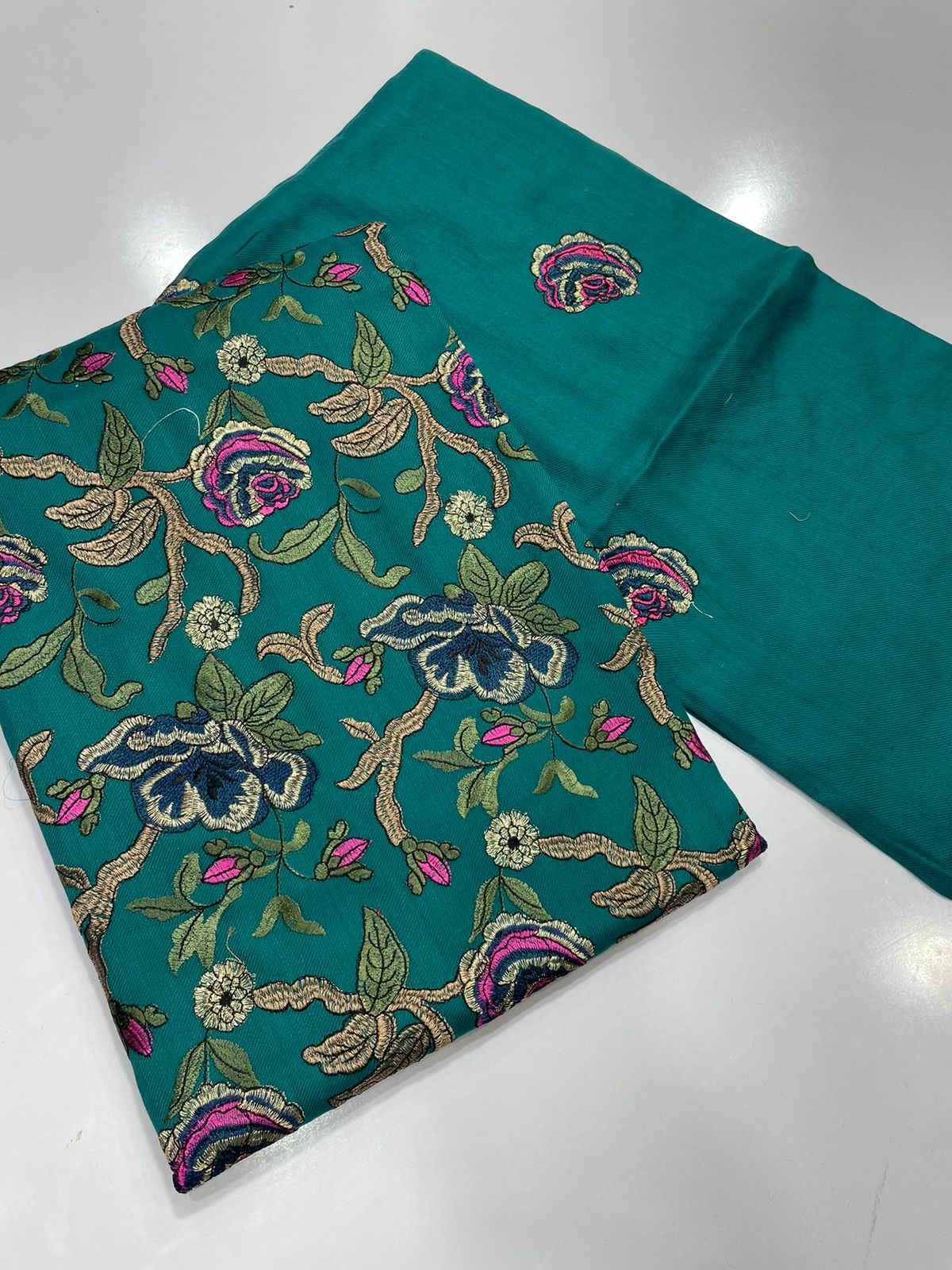 Gulabkar Pashmina 3pc