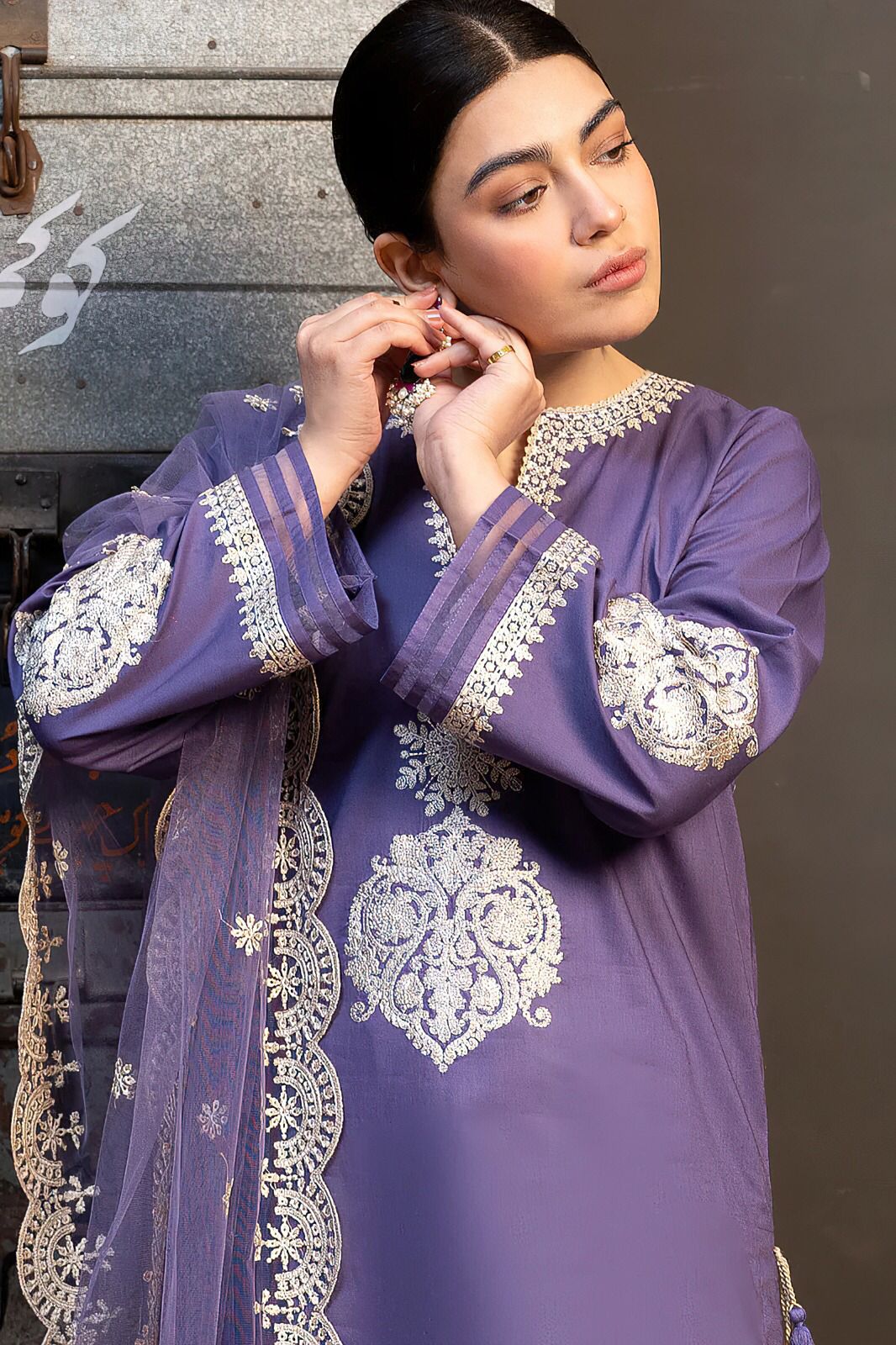 *KOKUM NEW TRENDING ARTICLE*  *Summer Collection 2025* Fabric: *Lawn With Organza Dupatta*  _  Front