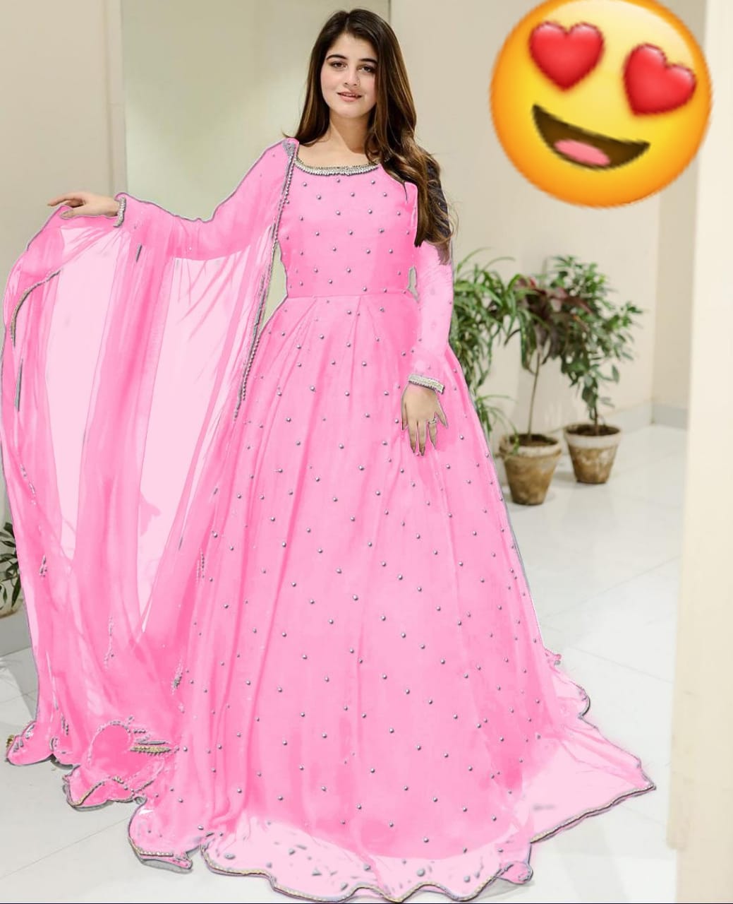 Pearls maxi with lace work