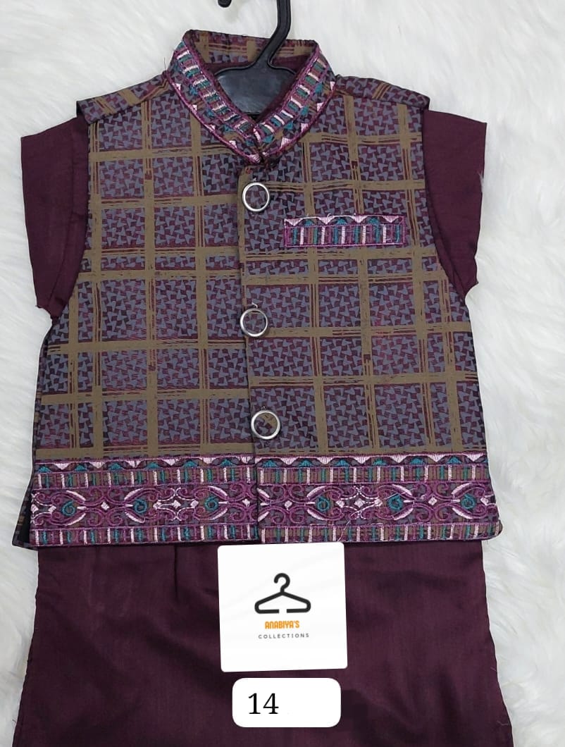 Three piece souit size 14to30