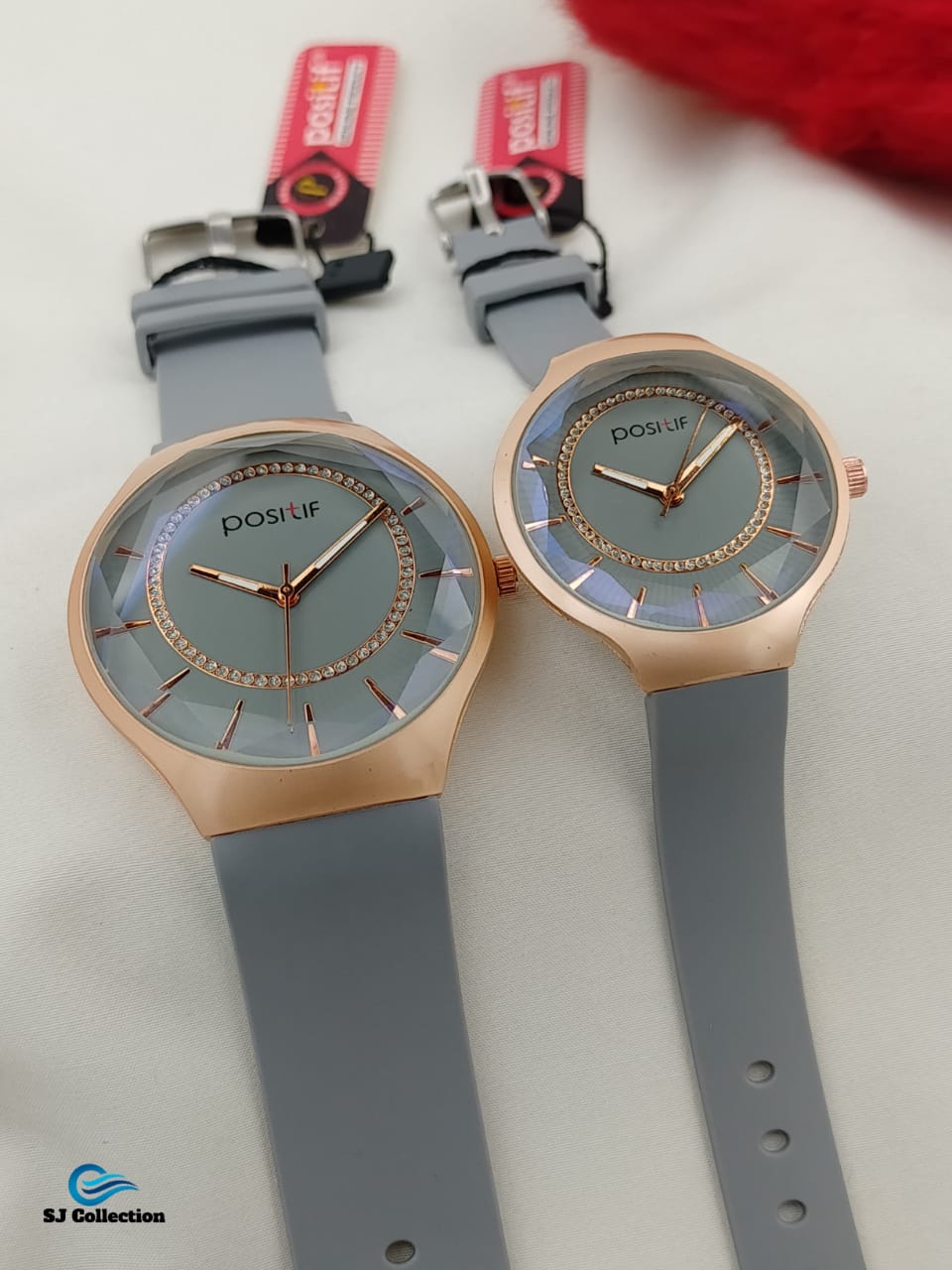 *Highlights*  Premium quality positive Quartz watch. Couple watch