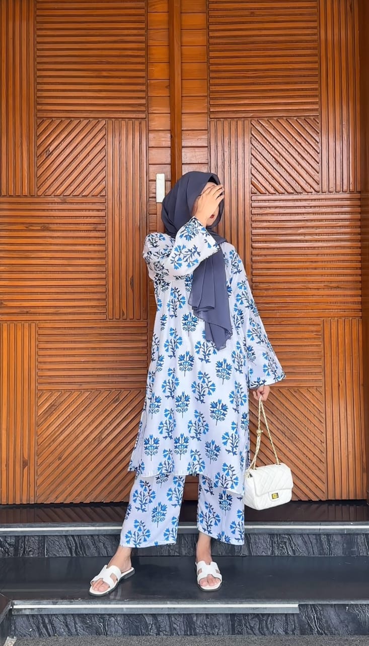 Sapphire brand 2 PCs lilen suit