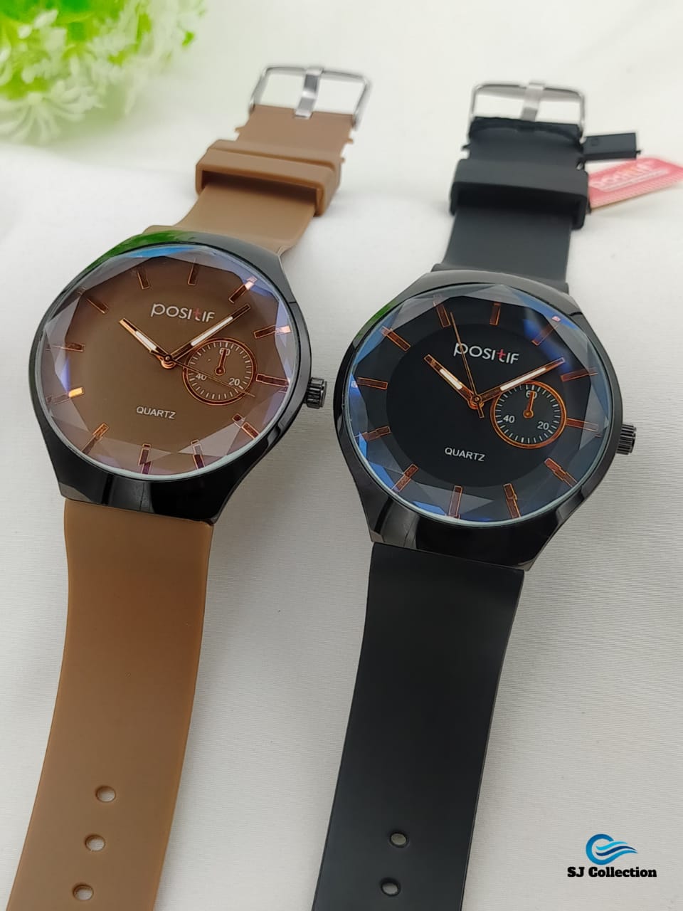 *Highlights*  Premium quality positive Quartz watch. Couple watch