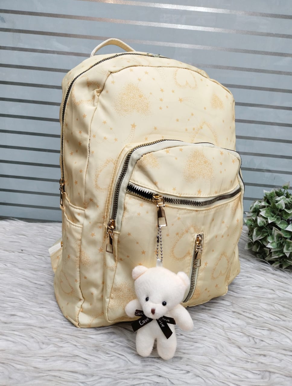 High quality backpack 3zipper