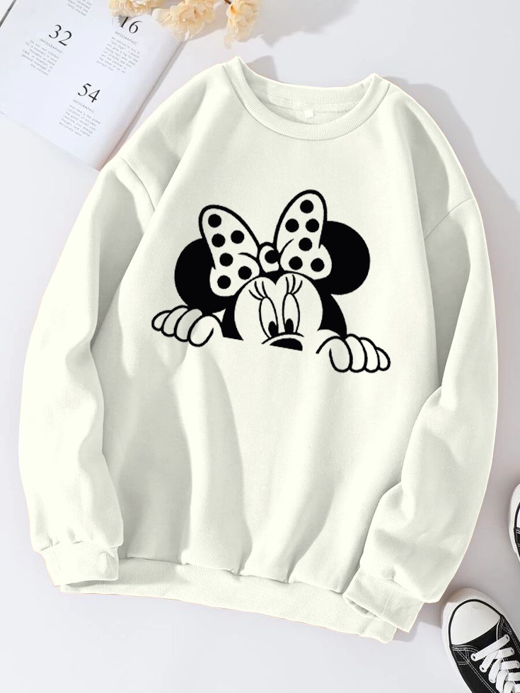 ALHUMDULILLAH ❤️  *Girls Winter SweatShirt* 😍  Fabric: *Fleece* 👍🏻 1