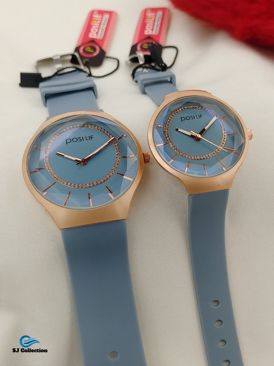 *Highlights*  Premium quality positive Quartz watch. Couple watch