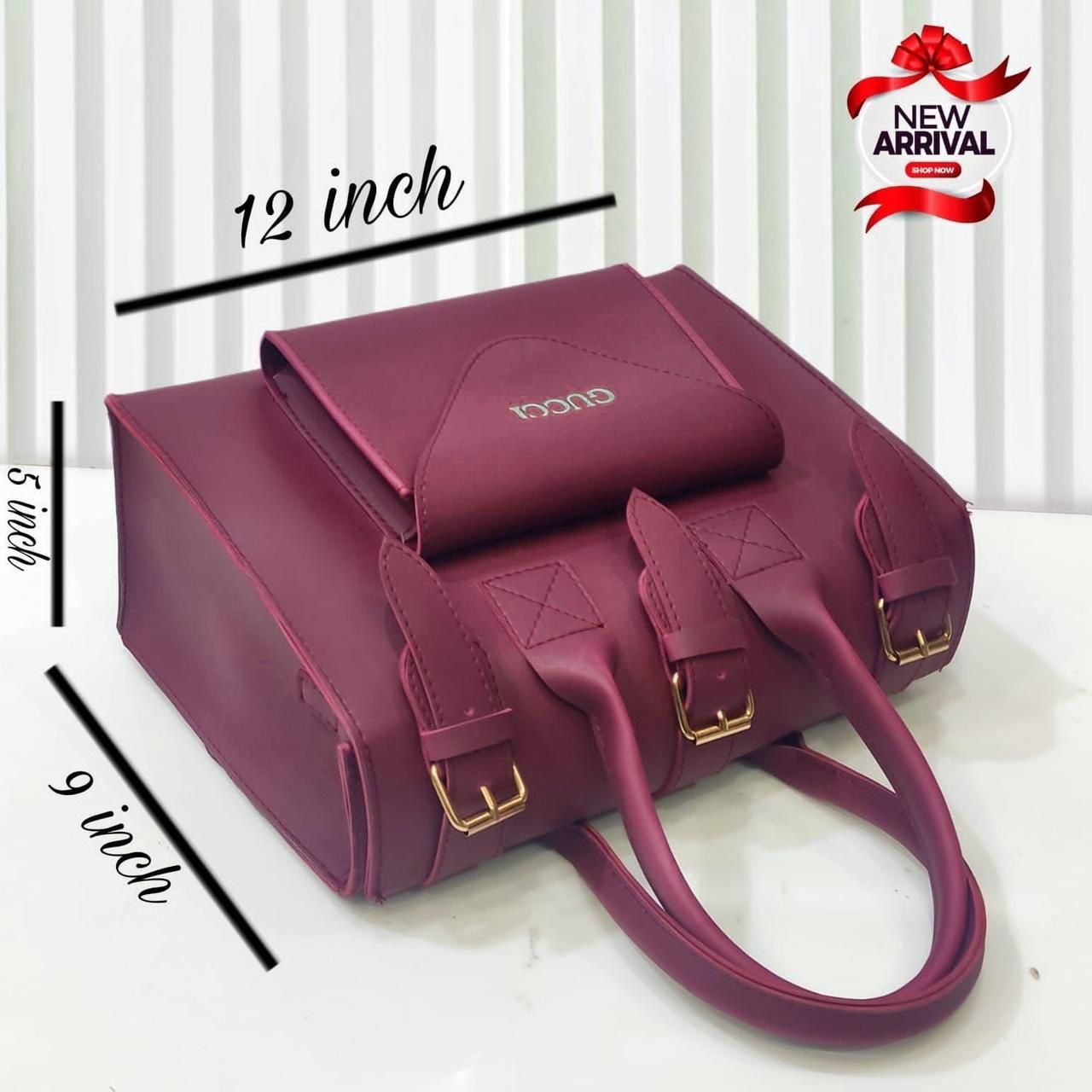 LADIES DUFFLE STYLE BAG