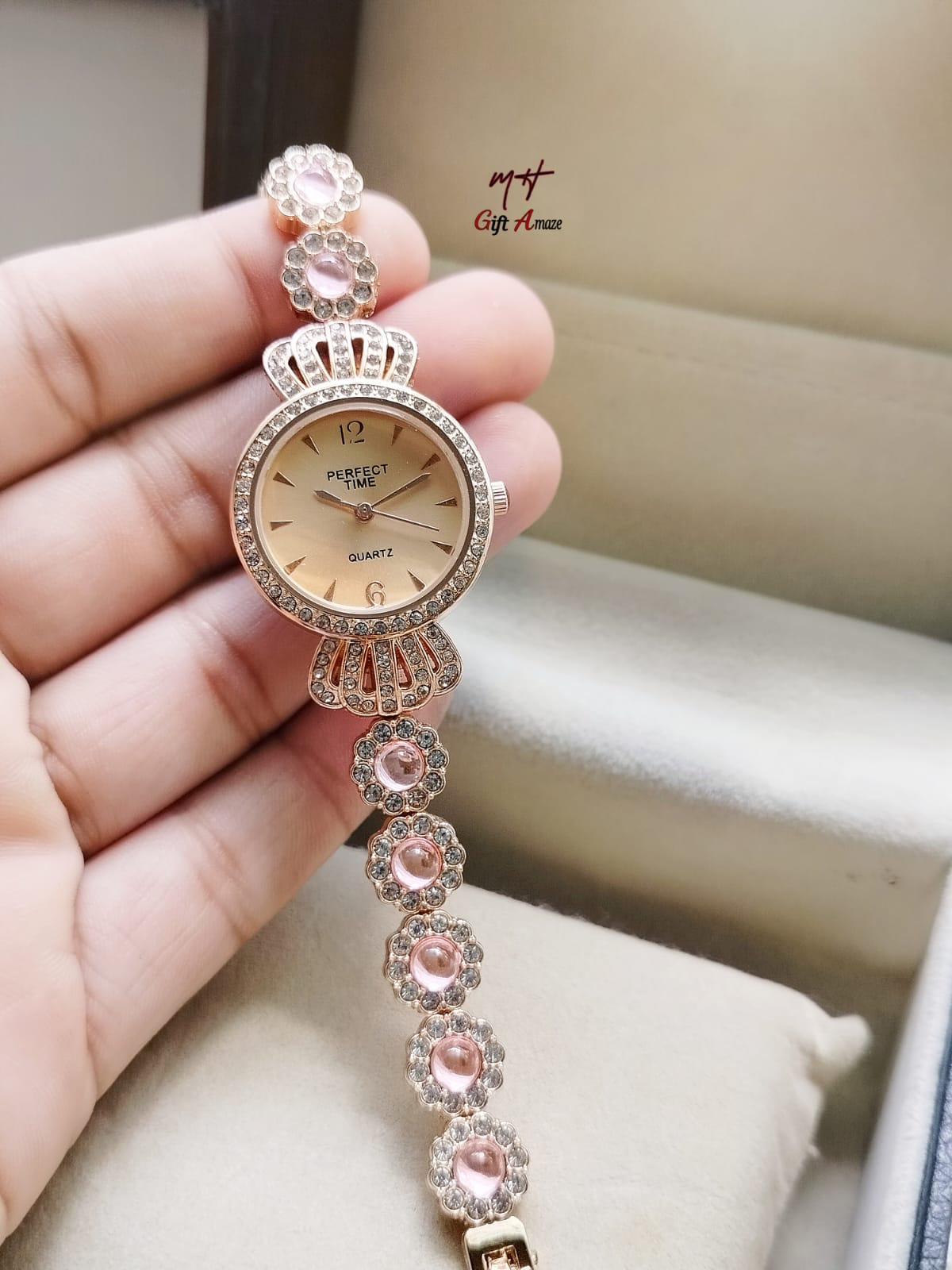 Stone Fashion Jewelry Watch For Girls