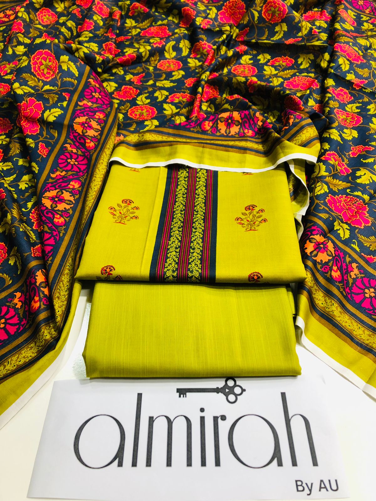 *بِسْمِ اللَّهِ الرَّحْمَنِ الرَّحِيم*  *💯ORIGINAL ALMIRAH 3PC✨*