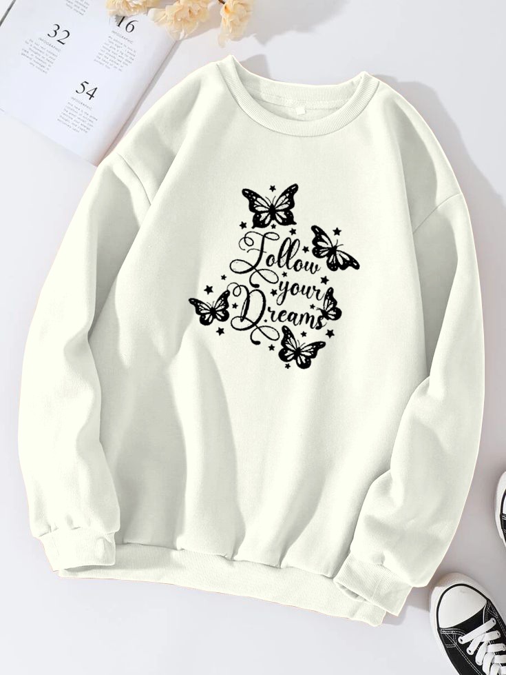 ALHUMDULILLAH ❤️  *Girls Winter SweatShirt* 😍  Fabric: *Fleece* 👍🏻 1