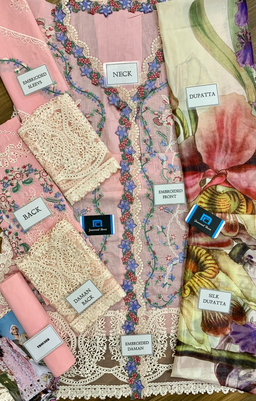 *_MUSHQ NEW HIT CODE NEW TRENDING ARTICLE*  Stuff 3PC *Lawn WITH Silk Dupatta & Cambric Trosuer*  *_