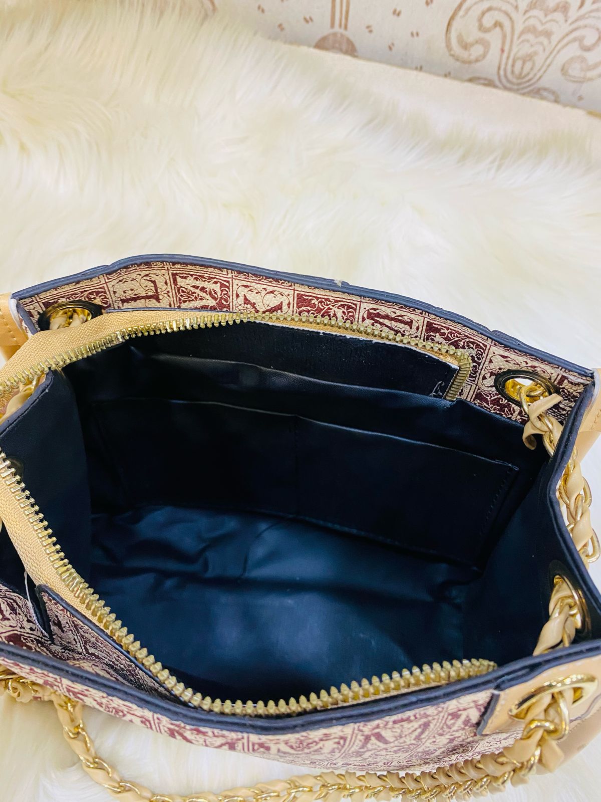 Imported shoulder bags