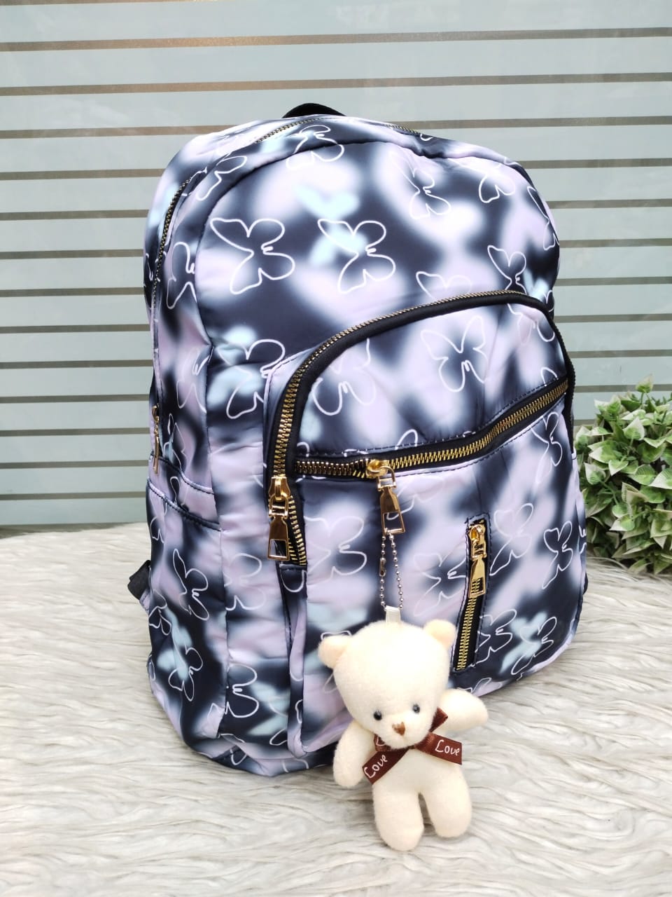 High quality backpack 3zipper