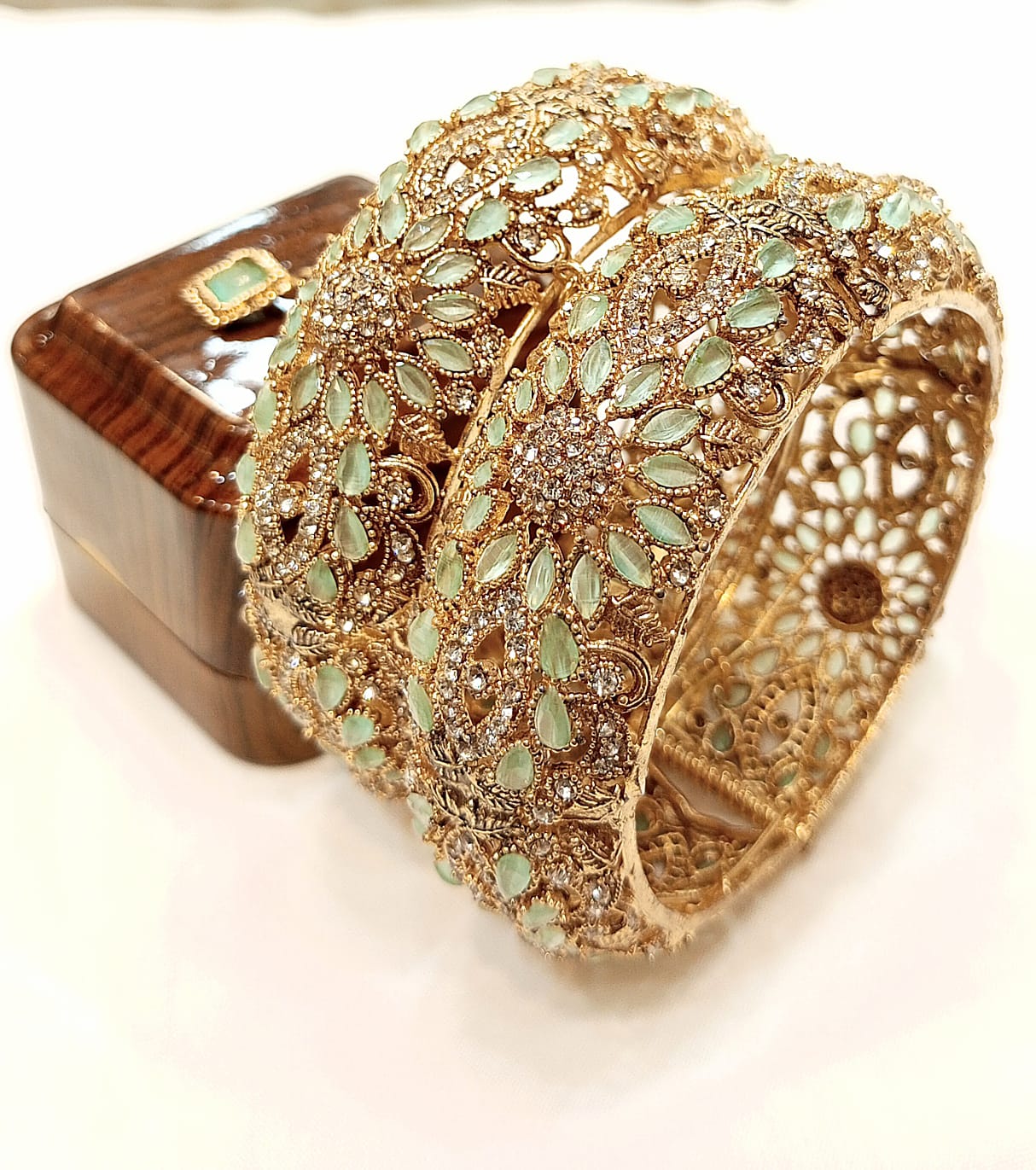 Pair Beautiful Bangles