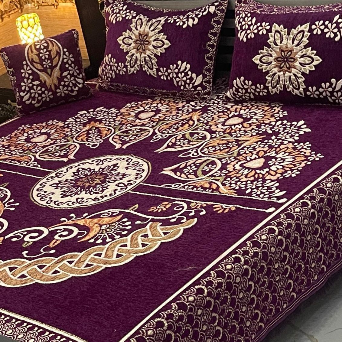 *4Pc Velvet Jaquard Bedsheet*