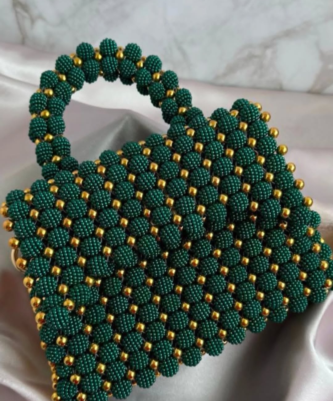 Black pearls and crystal bag