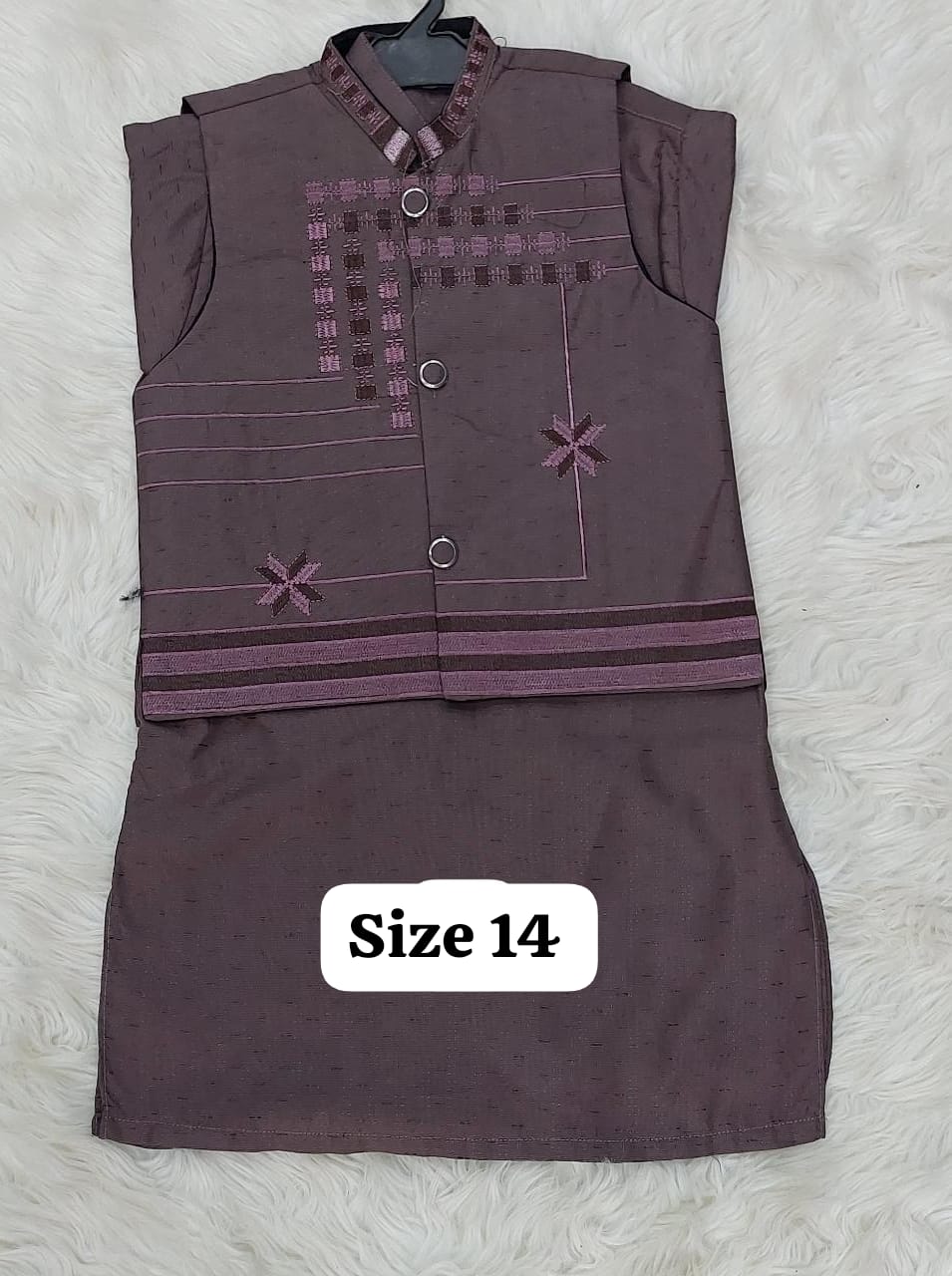 Three piece souit size 14to30