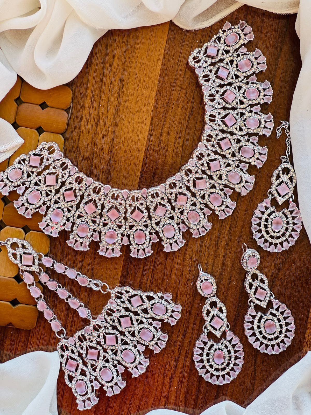 Zarqon Bridal Jewelry